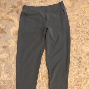 New 32 Degree Cool Women’s Ankle Pants Gray Small